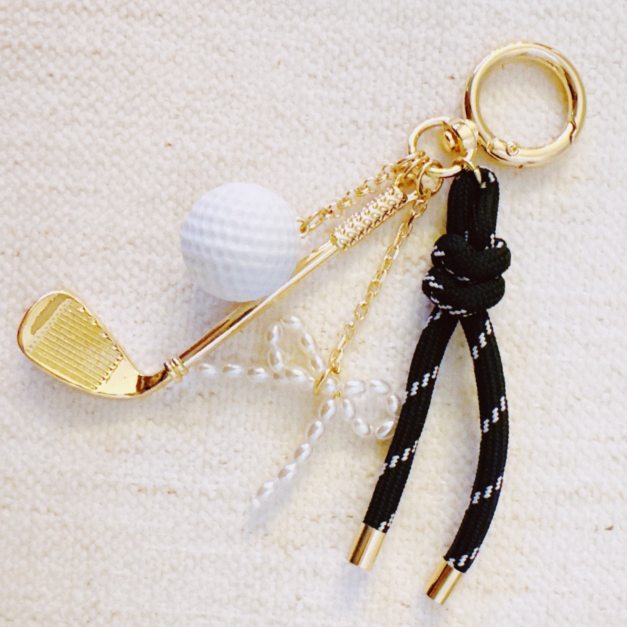 Par Tee Golf Bag Charm – Chic Gold & Forest Green Accent with Golf Club and Ball Charms - Wednesday Golf Club